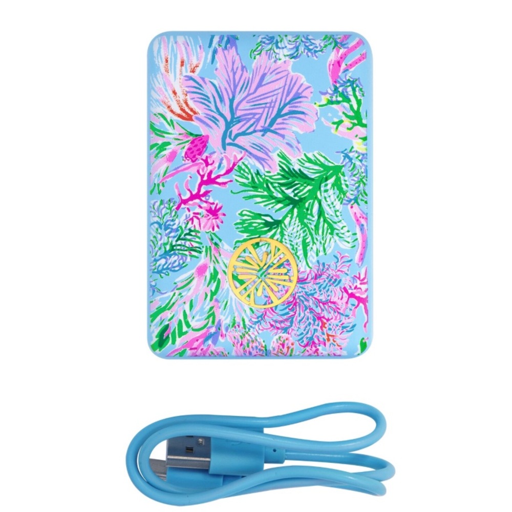 Brand New Lilly Pulitzer Portable Wireless Charger in Cay To My Heart Pink